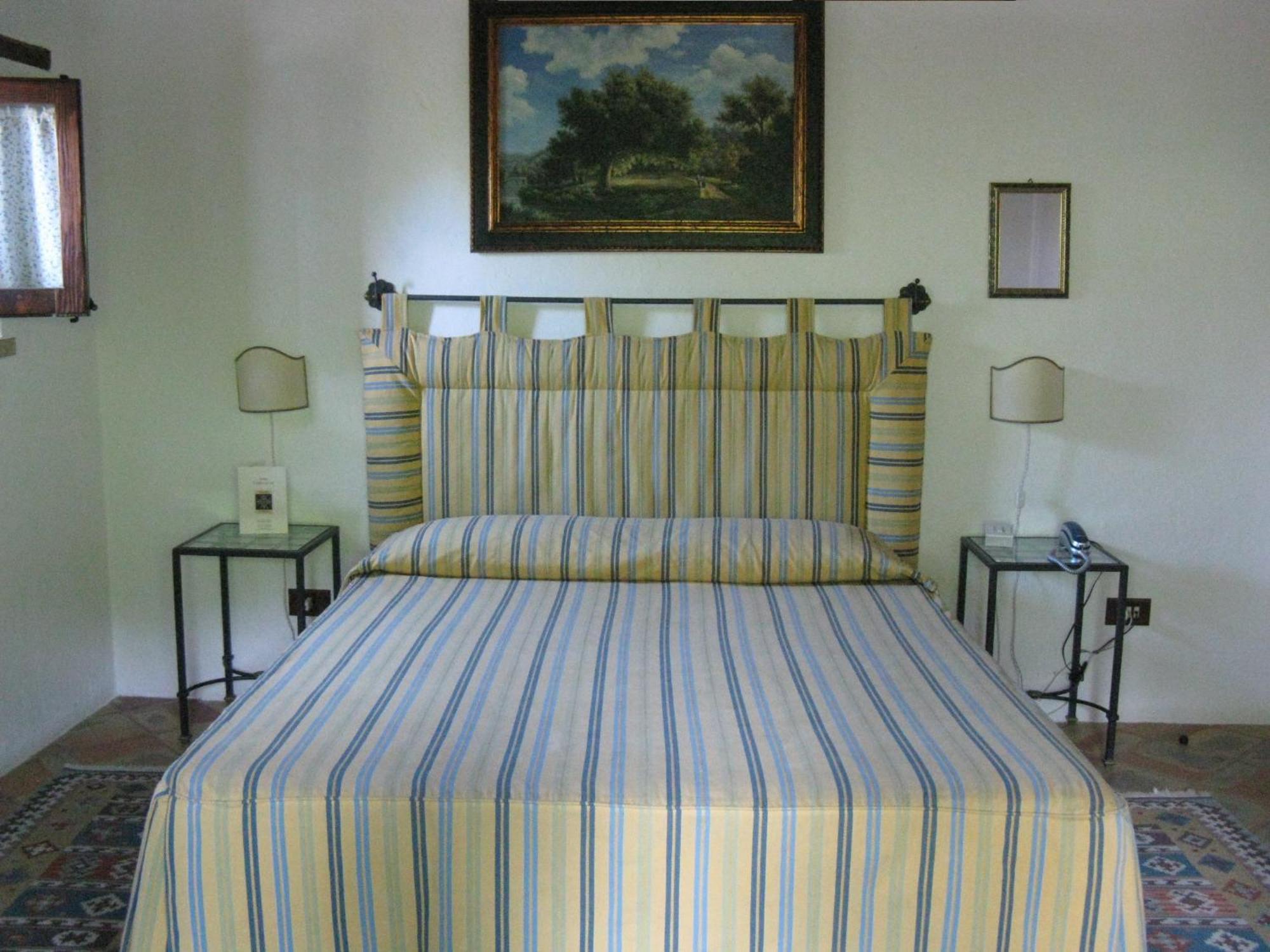 Crapa Licca Ventimiglia di Sicilia Quarto foto