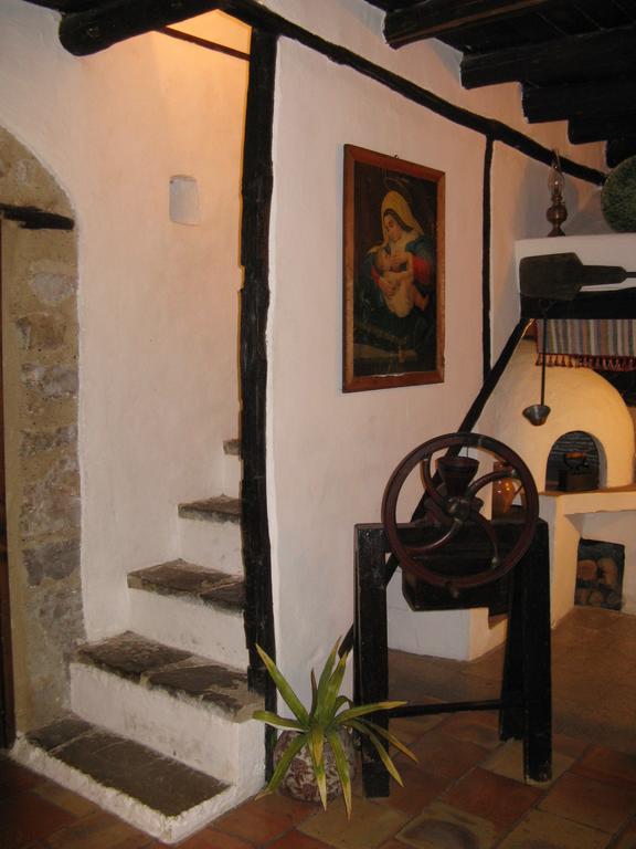 Crapa Licca Ventimiglia di Sicilia Exterior foto