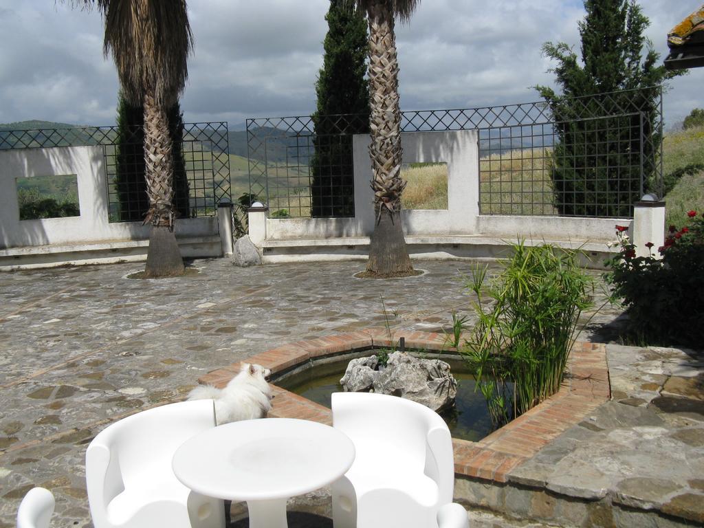 Crapa Licca Ventimiglia di Sicilia Exterior foto