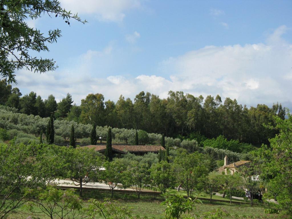 Crapa Licca Ventimiglia di Sicilia Exterior foto