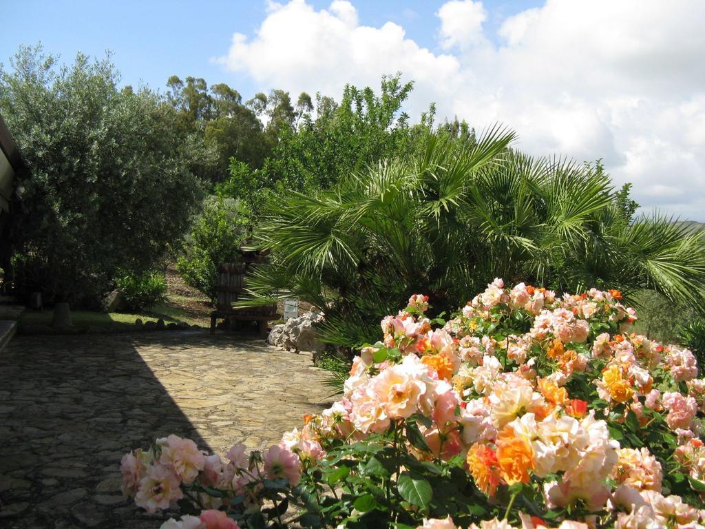 Crapa Licca Ventimiglia di Sicilia Exterior foto